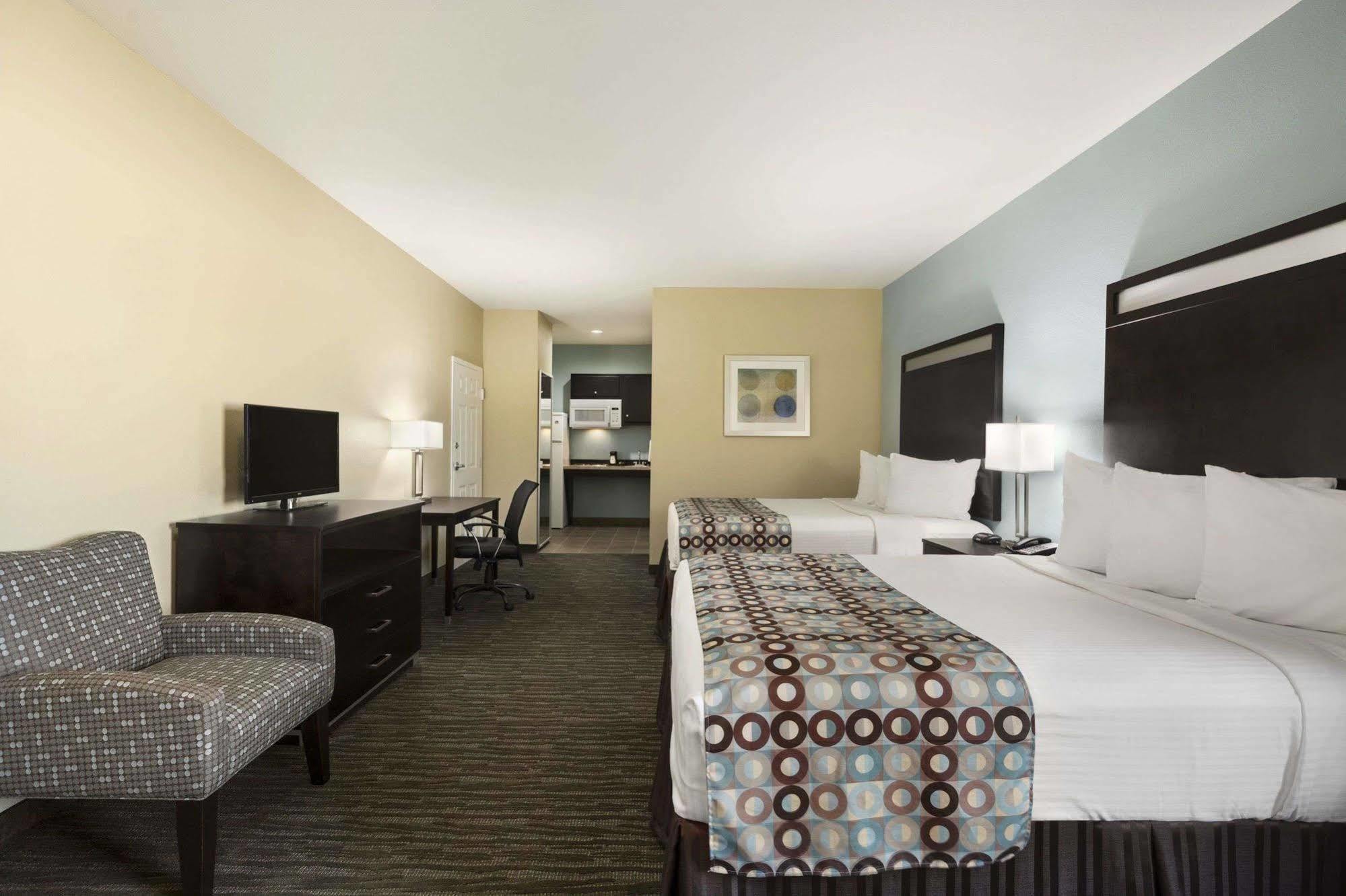 Days Inn Pearsall 외부 사진