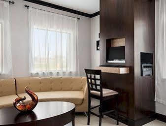 Days Inn Pearsall 외부 사진